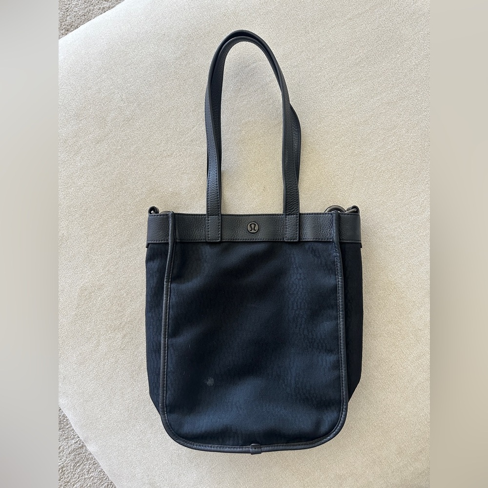 Lululemon Black Tote Bag